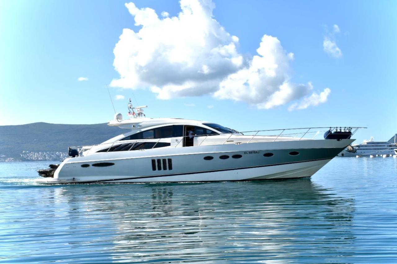 Porto Montenegro Luxury Studio Zeta Tivat Luaran gambar